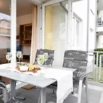 Apartamento Windrose 2 *