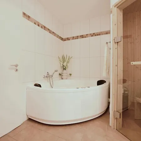 Apartament Windrose 2 *